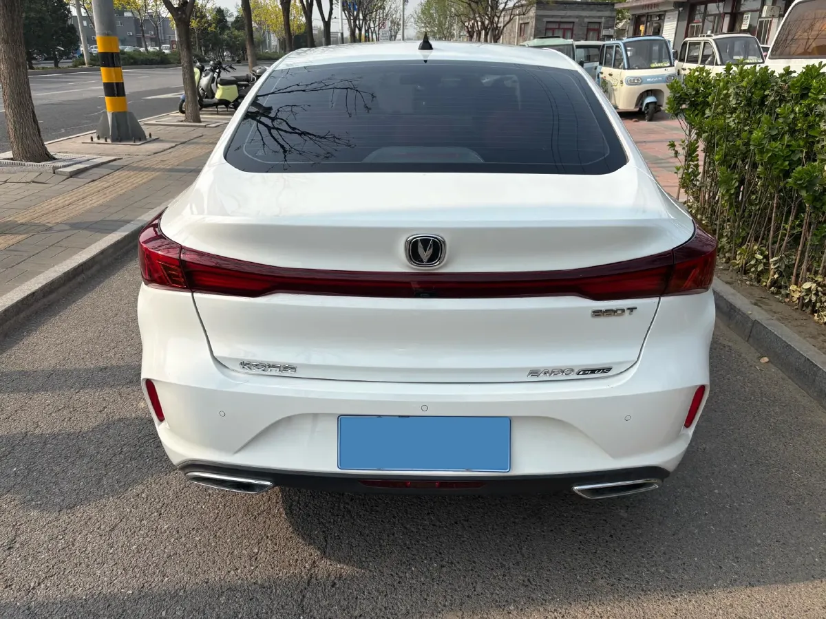 2022 ChangAn Eado 1.4T 160HP L4 7DCT,autocango,china used car exporter,china ev exporter,chinese used car exporter,chinese used ev exporter