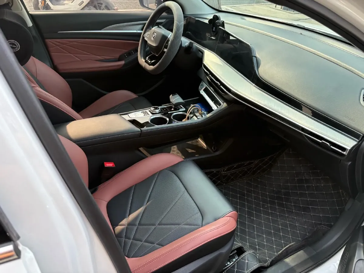 2022 ChangAn Eado 1.4T 160HP L4 7DCT,autocango,china used car exporter,china ev exporter,chinese used car exporter,chinese used ev exporter