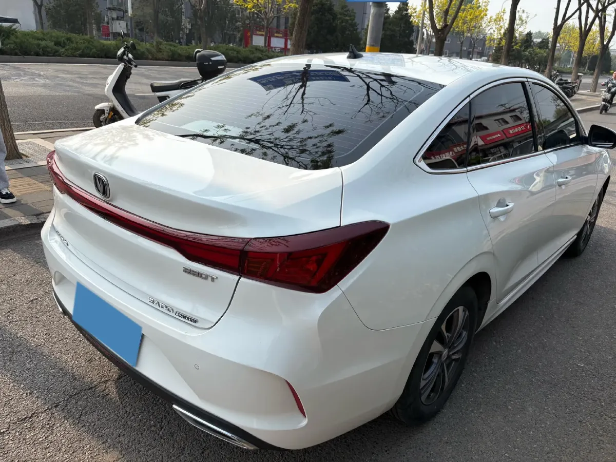 2022 ChangAn Eado 1.4T 160HP L4 7DCT,autocango,china used car exporter,china ev exporter,chinese used car exporter,chinese used ev exporter