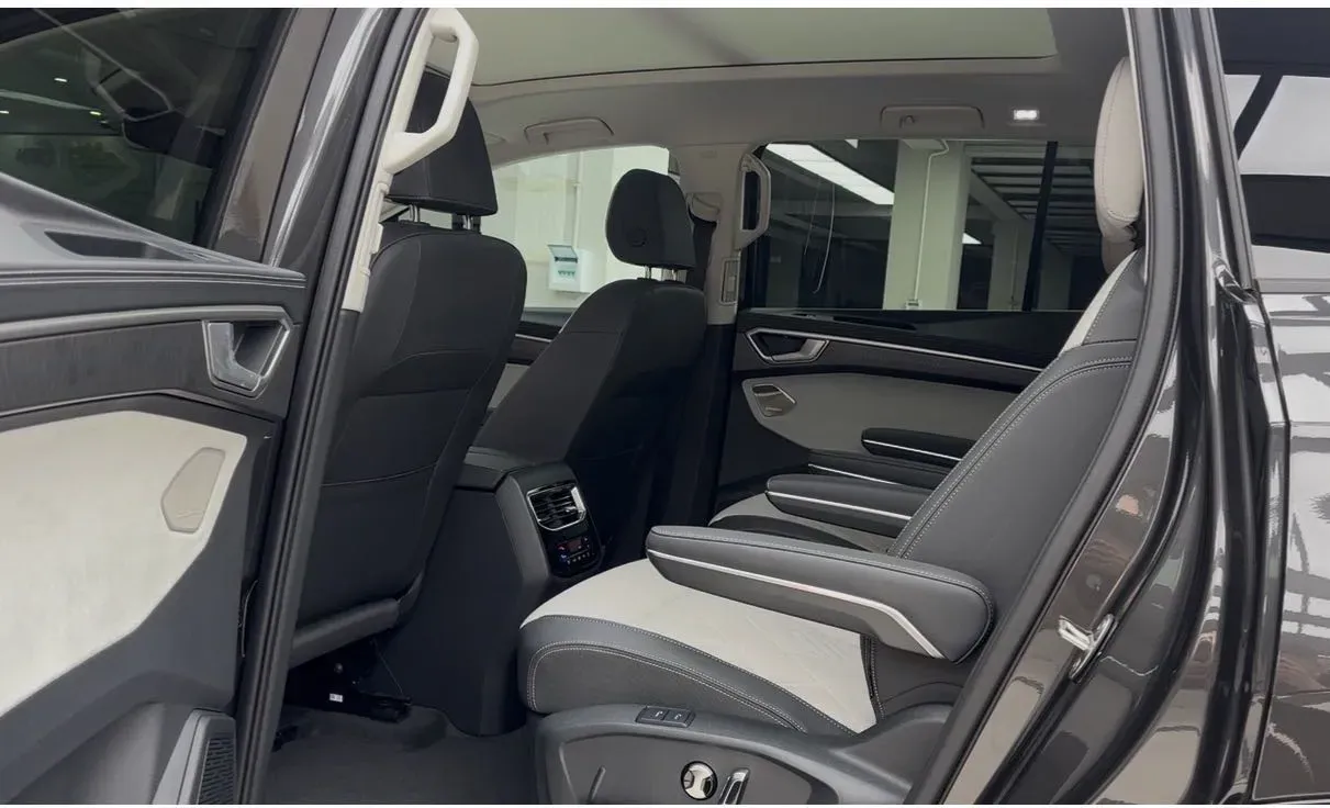 2026 Volkswagen Talagon 2.0T 272HP L4 7DCT,autocango,china used car exporter,china ev exporter,chinese used car exporter,chinese used ev exporter