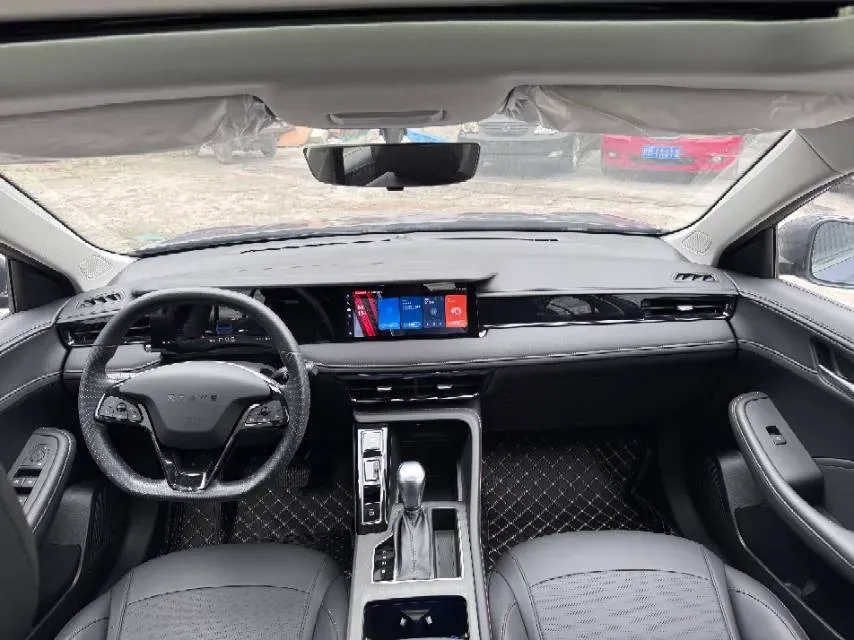 2026 Roewe i5 1.5L 129HP L4 CVT,autocango,china used car exporter,china ev exporter,chinese used car exporter,chinese used ev exporter