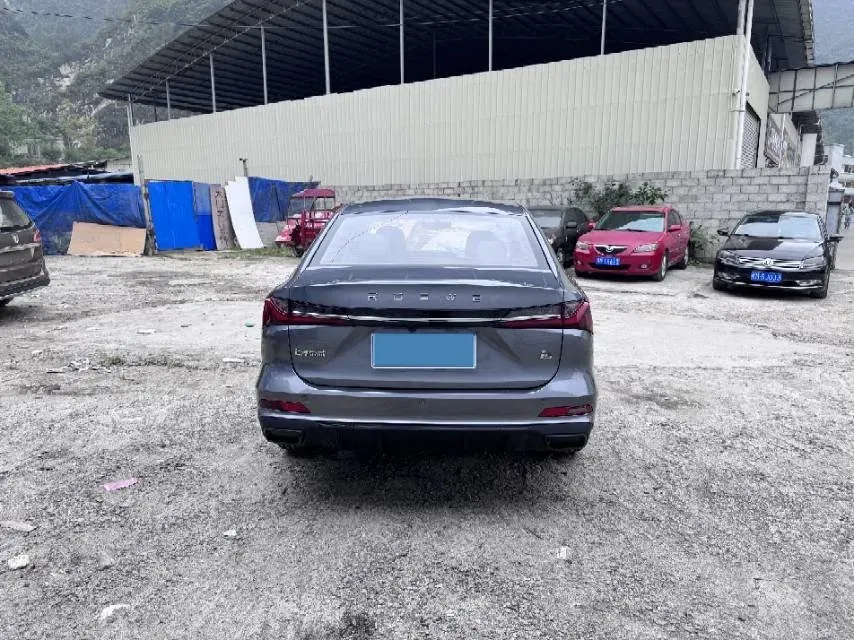 2026 Roewe i5 1.5L 129HP L4 CVT,autocango,china used car exporter,china ev exporter,chinese used car exporter,chinese used ev exporter