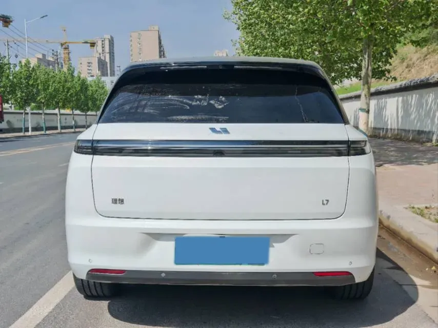 2023 Li L7 Range Extended 154HP REEV 40.9KWH,autocango,china used car exporter,china ev exporter,chinese used car exporter,chinese used ev exporter
