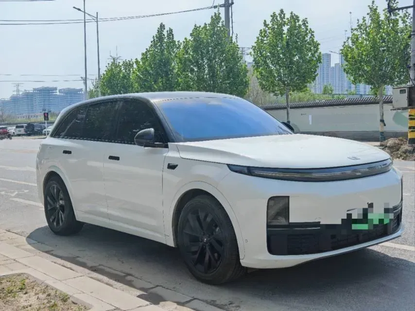 2023 Li L7 Range Extended 154HP REEV 40.9KWH,autocango,china used car exporter,china ev exporter,chinese used car exporter,chinese used ev exporter