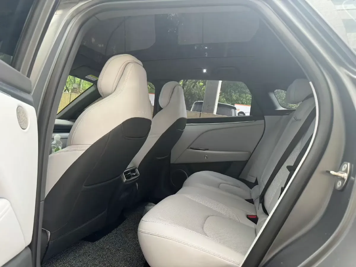 2024 JMC DaDao 2.3T 245HP L4 8AT,autocango,china used car exporter,china ev exporter,chinese used car exporter,chinese used ev exporter