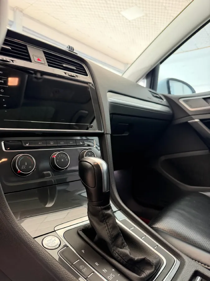 2020 Volkswagen Golf 1.2T 116HP L4 7DCT,autocango,china used car exporter,china ev exporter,chinese used car exporter,chinese used ev exporter