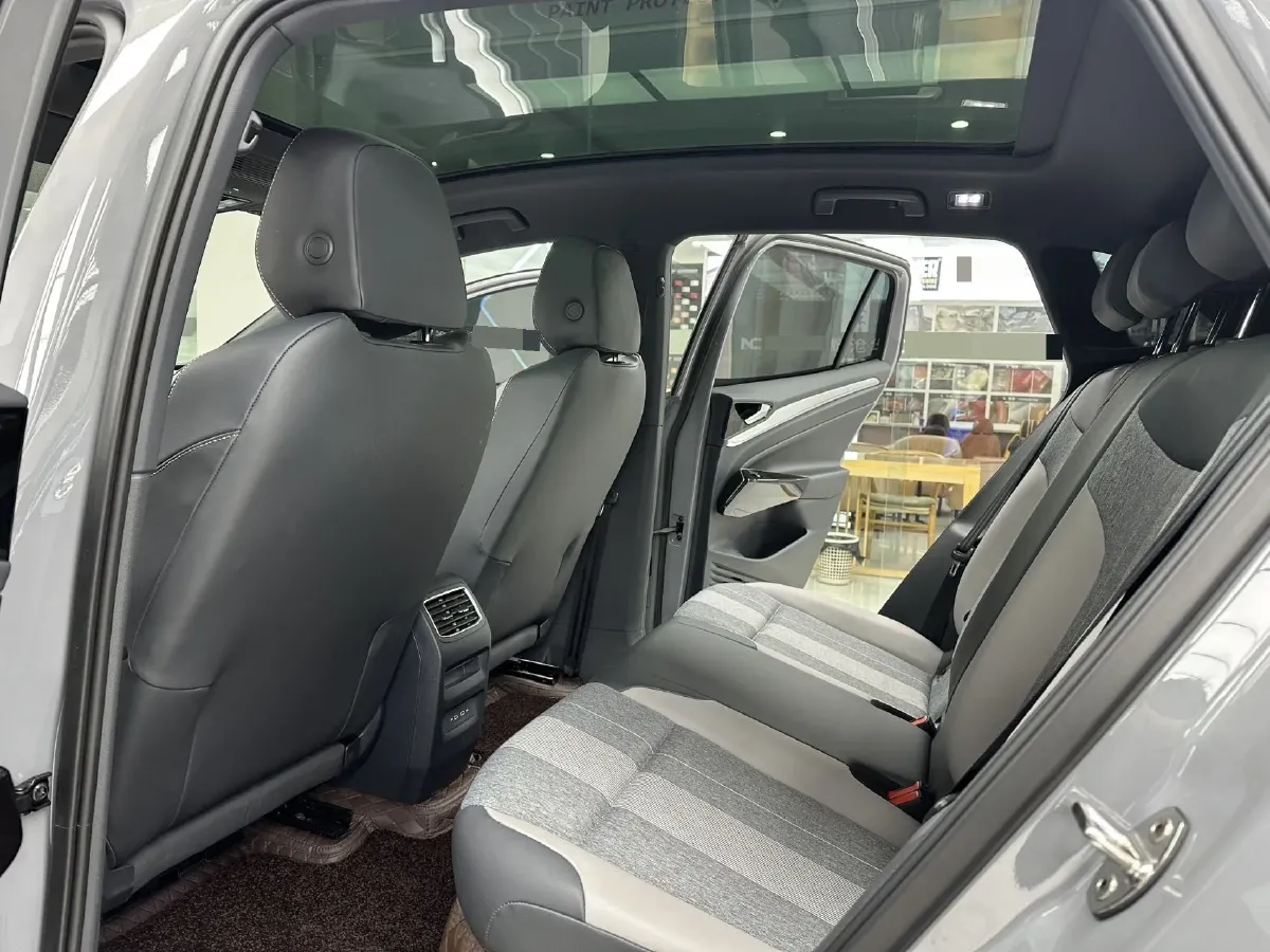 2025 Skoda Superb 2.0T 186HP L4 7DCT,autocango,china used car exporter,china ev exporter,chinese used car exporter,chinese used ev exporter