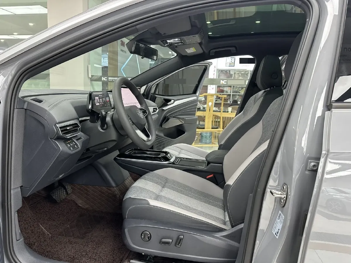 2025 Skoda Superb 2.0T 186HP L4 7DCT,autocango,china used car exporter,china ev exporter,chinese used car exporter,chinese used ev exporter