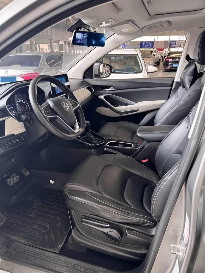 2019 BaoJun 530 1.5T 151HP L4 CVT,autocango,china used car exporter,china ev exporter,chinese used car exporter,chinese used ev exporter