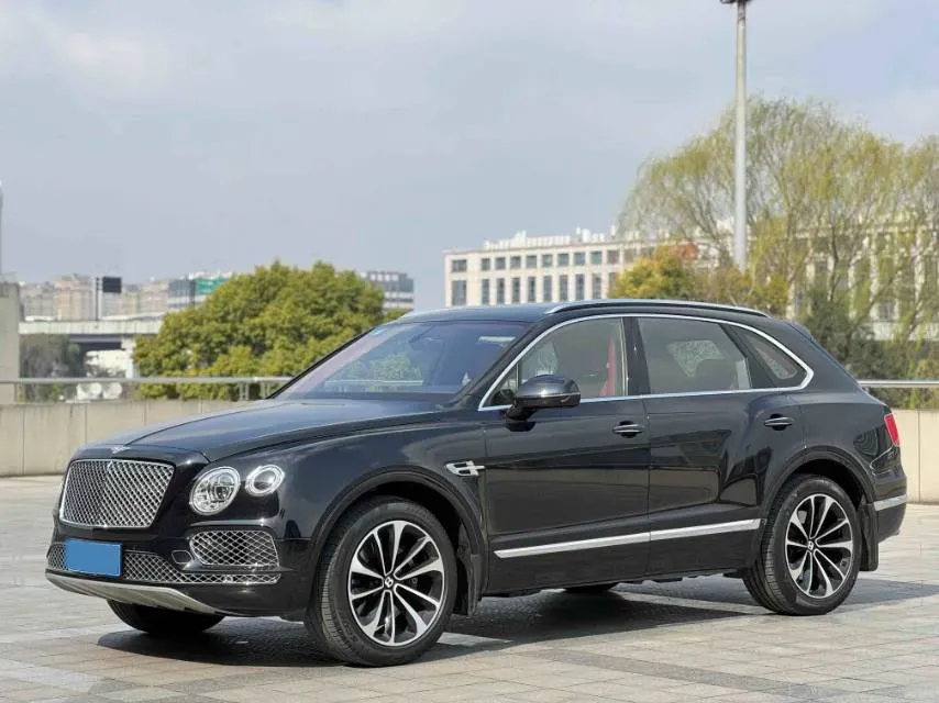 2017 Bentley Bentayga 6.0T 608HP W12 8AT,autocango,china used car exporter,china ev exporter,chinese used car exporter,chinese used ev exporter