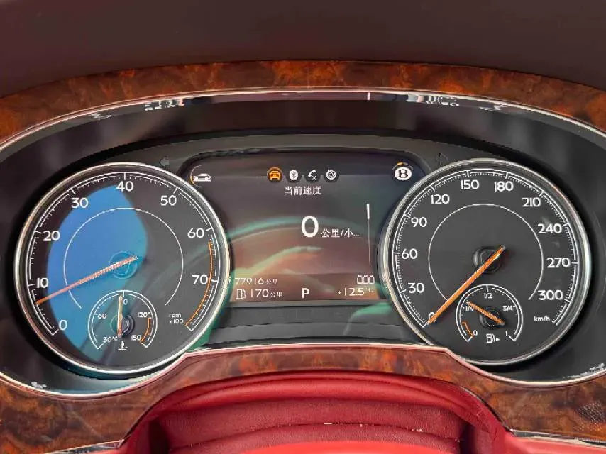 2017 Bentley Bentayga 6.0T 608HP W12 8AT,autocango,china used car exporter,china ev exporter,chinese used car exporter,chinese used ev exporter