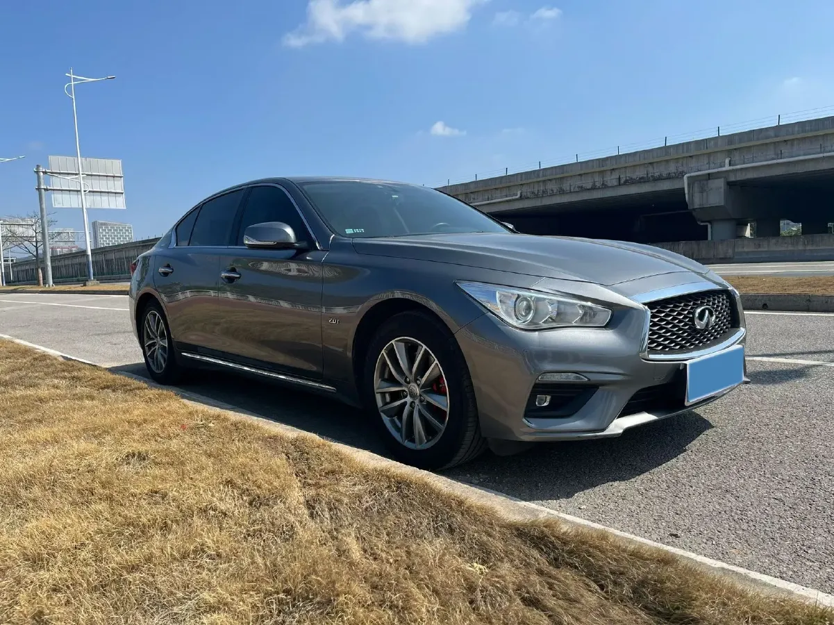 2021 Infiniti Q50L 2.0T 211HP L4 7AT,autocango,china used car exporter,china ev exporter,chinese used car exporter,chinese used ev exporter