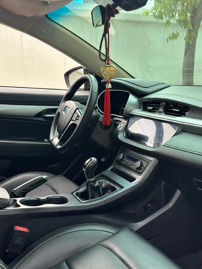 2018 Geely Emgrand 1.5L 109HP L4 5MT,autocango,china used car exporter,china ev exporter,chinese used car exporter,chinese used ev exporter