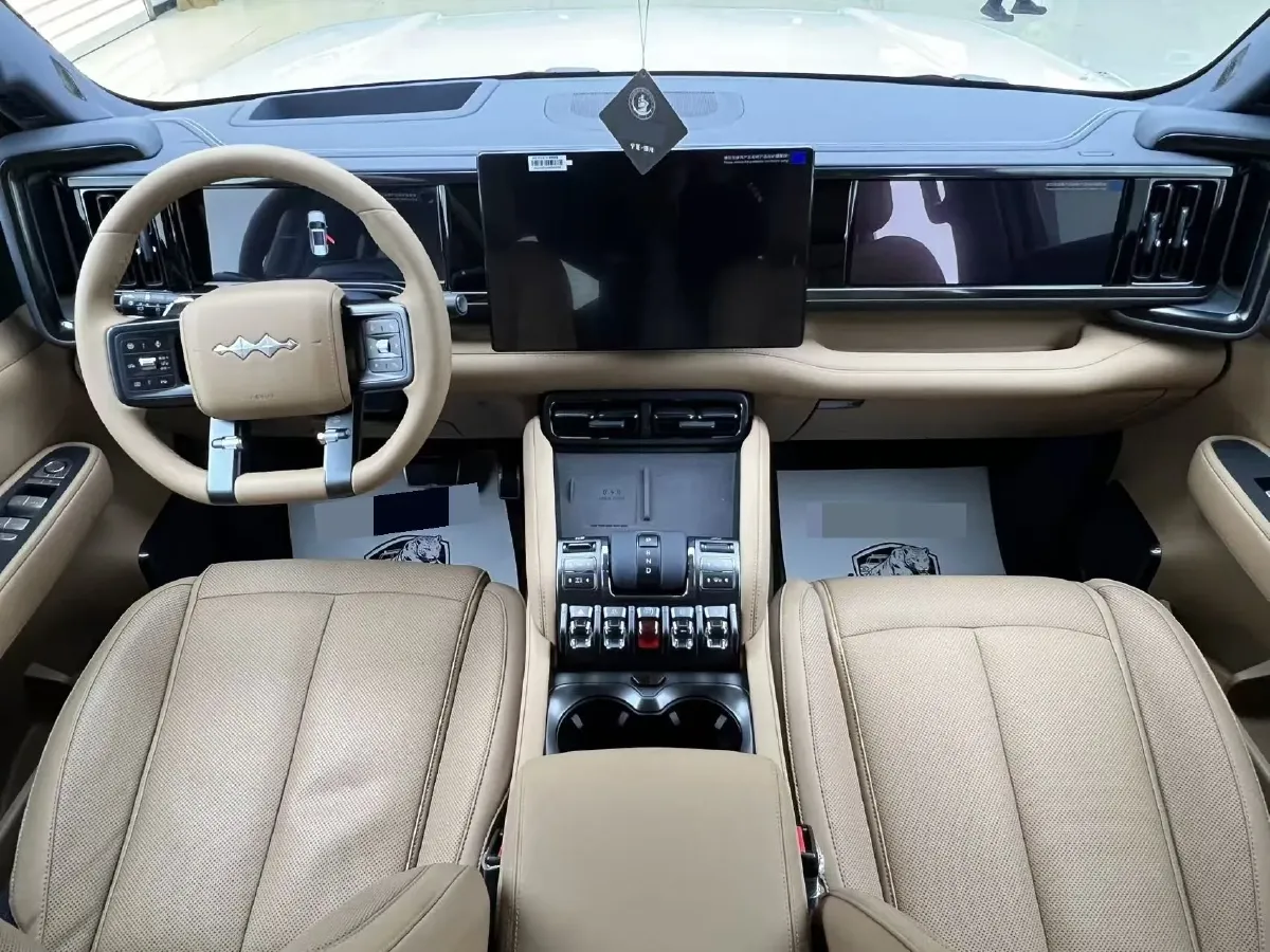 2025 FangChengBao Bao 5 1.5T 194HP L4 E-CVT PHEV,autocango,china used car exporter,china ev exporter,chinese used car exporter,chinese used ev exporter