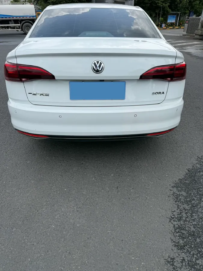 2019 Dongfeng RuiQi 6 2.4L 158HP L4 5MT,autocango,china used car exporter,china ev exporter,chinese used car exporter,chinese used ev exporter