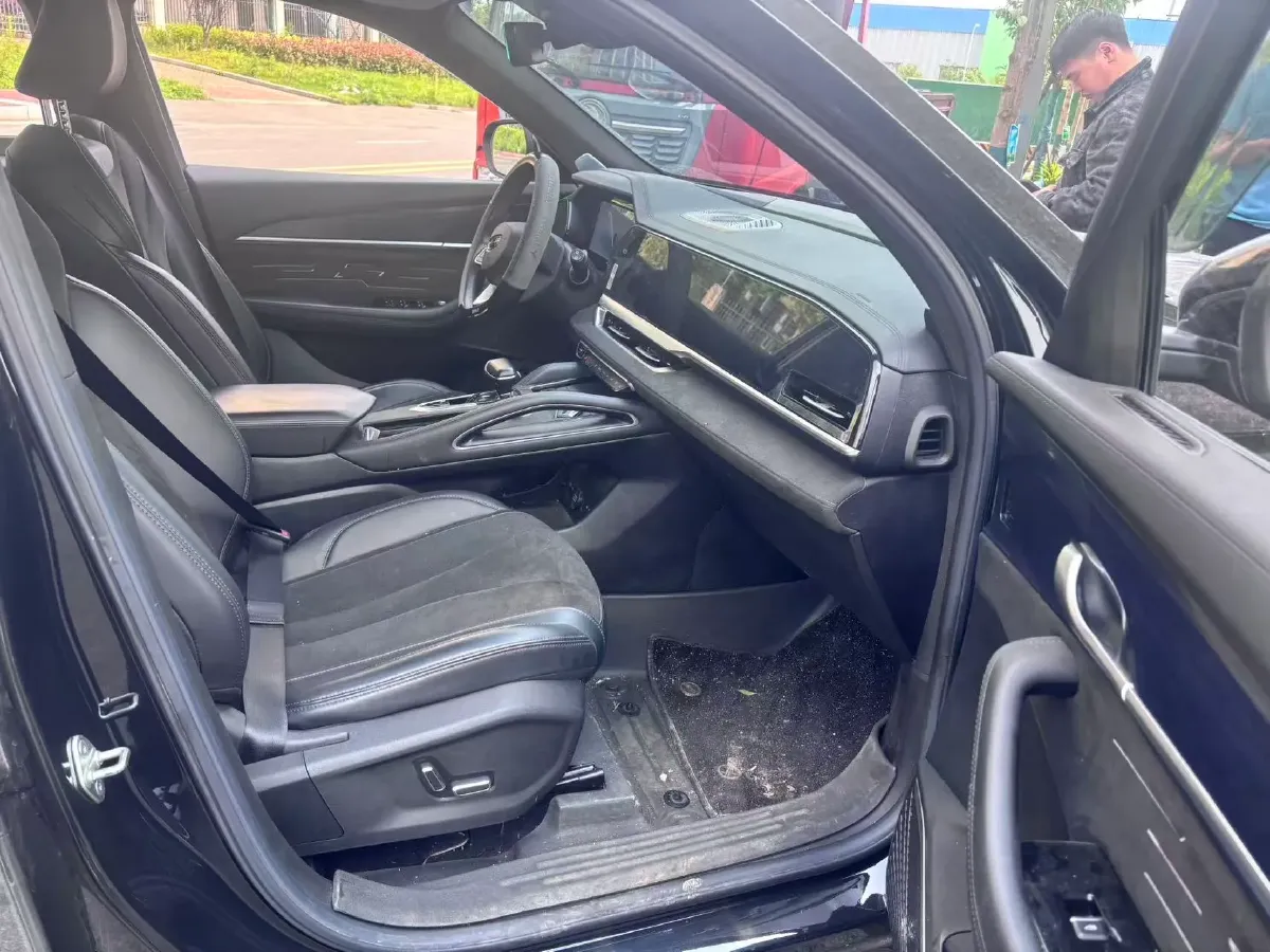 2024 Geely Monjaro 2.0T 238HP L4 8AT,autocango,china used car exporter,china ev exporter,chinese used car exporter,chinese used ev exporter