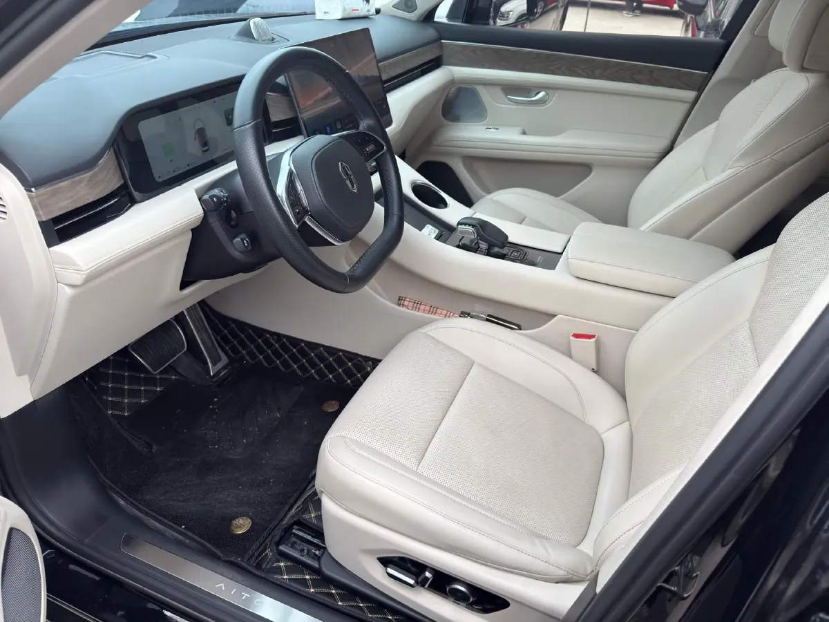 2022 AITO AITO M5 Range Extended 125HP REEV 40KWH,autocango,china used car exporter,china ev exporter,chinese used car exporter,chinese used ev exporter