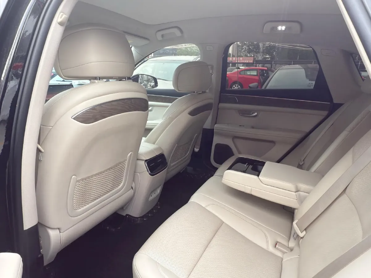 2022 AITO AITO M5 Range Extended 125HP REEV 40KWH,autocango,china used car exporter,china ev exporter,chinese used car exporter,chinese used ev exporter