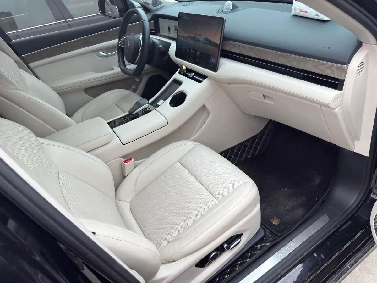 2022 AITO AITO M5 Range Extended 125HP REEV 40KWH,autocango,china used car exporter,china ev exporter,chinese used car exporter,chinese used ev exporter