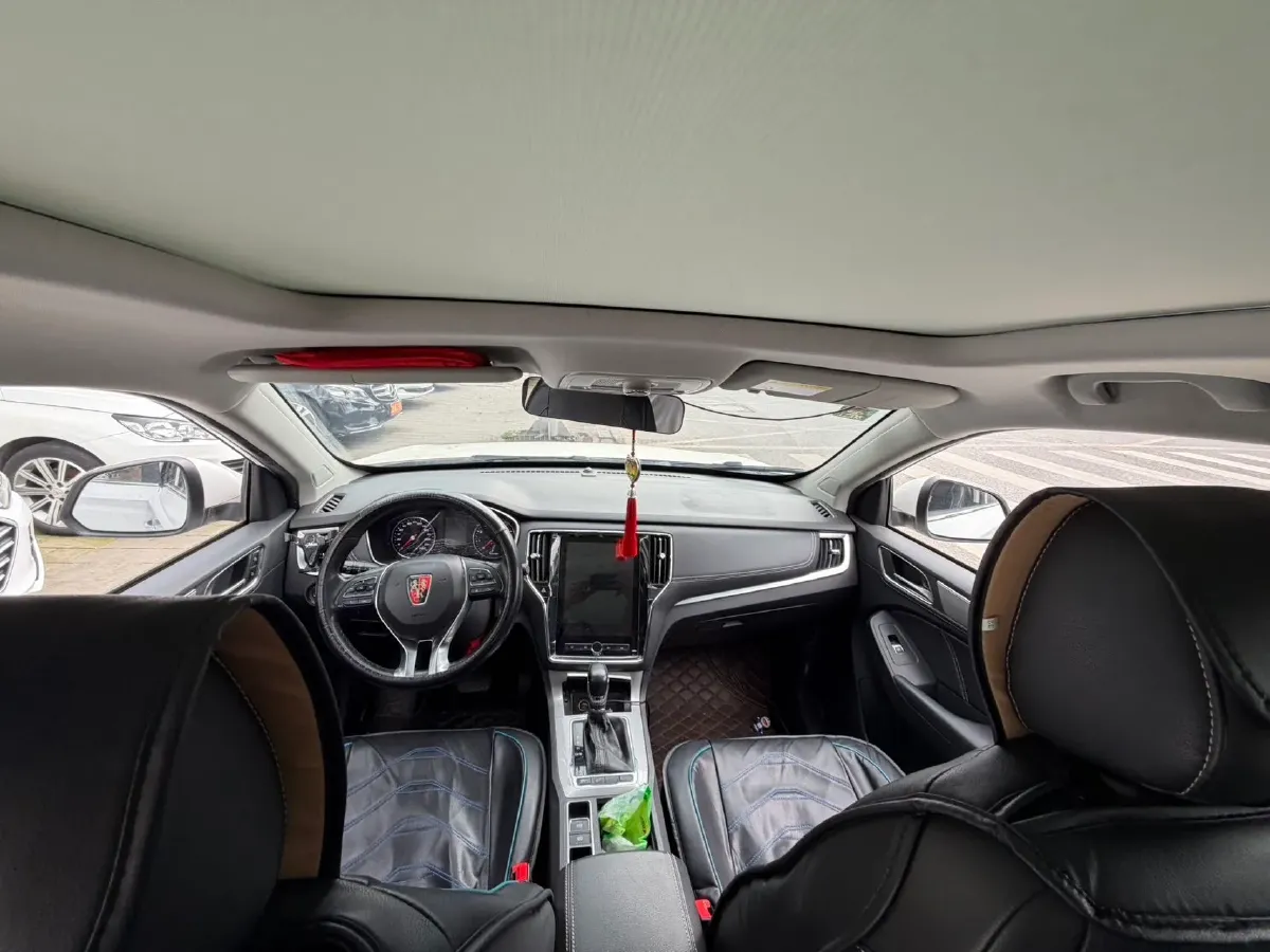 2019 Roewe i6 1.5T 169HP L4 7DCT,autocango,china used car exporter,china ev exporter,chinese used car exporter,chinese used ev exporter