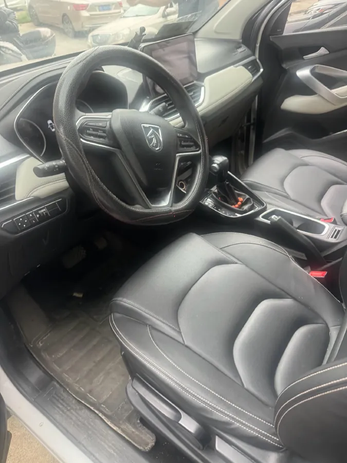 2019 BaoJun 530 1.5T 151HP L4 CVT,autocango,china used car exporter,china ev exporter,chinese used car exporter,chinese used ev exporter