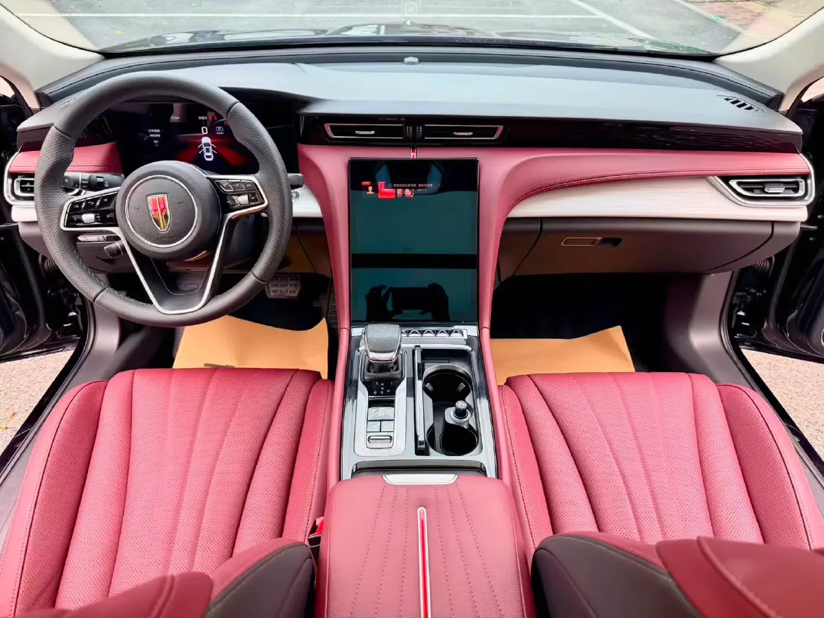 2024 HongQi H5 2.0T 224HP L4 8AT,autocango,china used car exporter,china ev exporter,chinese used car exporter,chinese used ev exporter