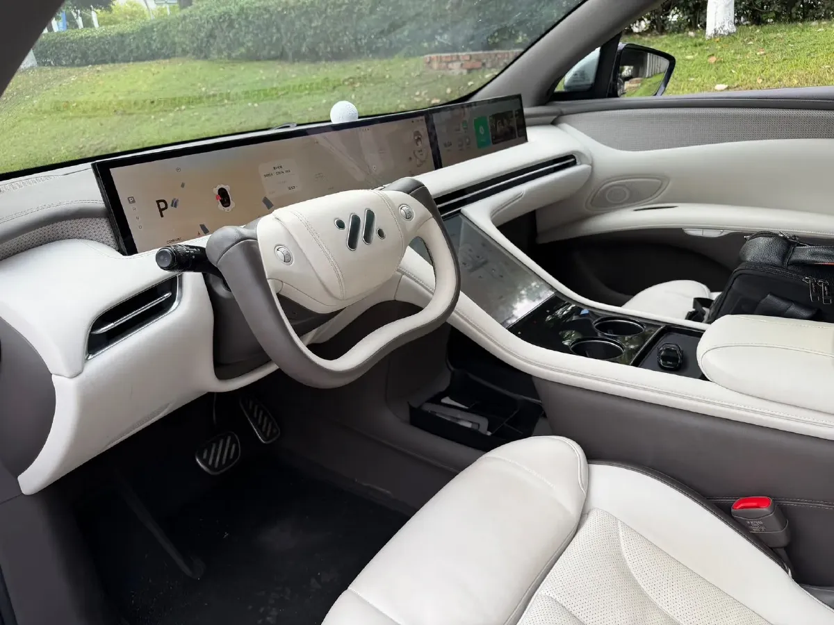 2023 IM LS7 BEV 90KWH,autocango,china used car exporter,china ev exporter,chinese used car exporter,chinese used ev exporter