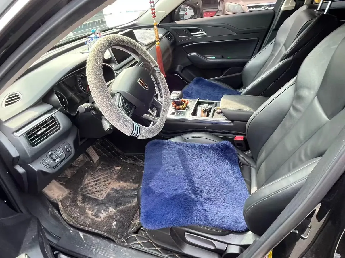 2022 HongQi H5 1.5T 169HP L4 7DCT,autocango,china used car exporter,china ev exporter,chinese used car exporter,chinese used ev exporter