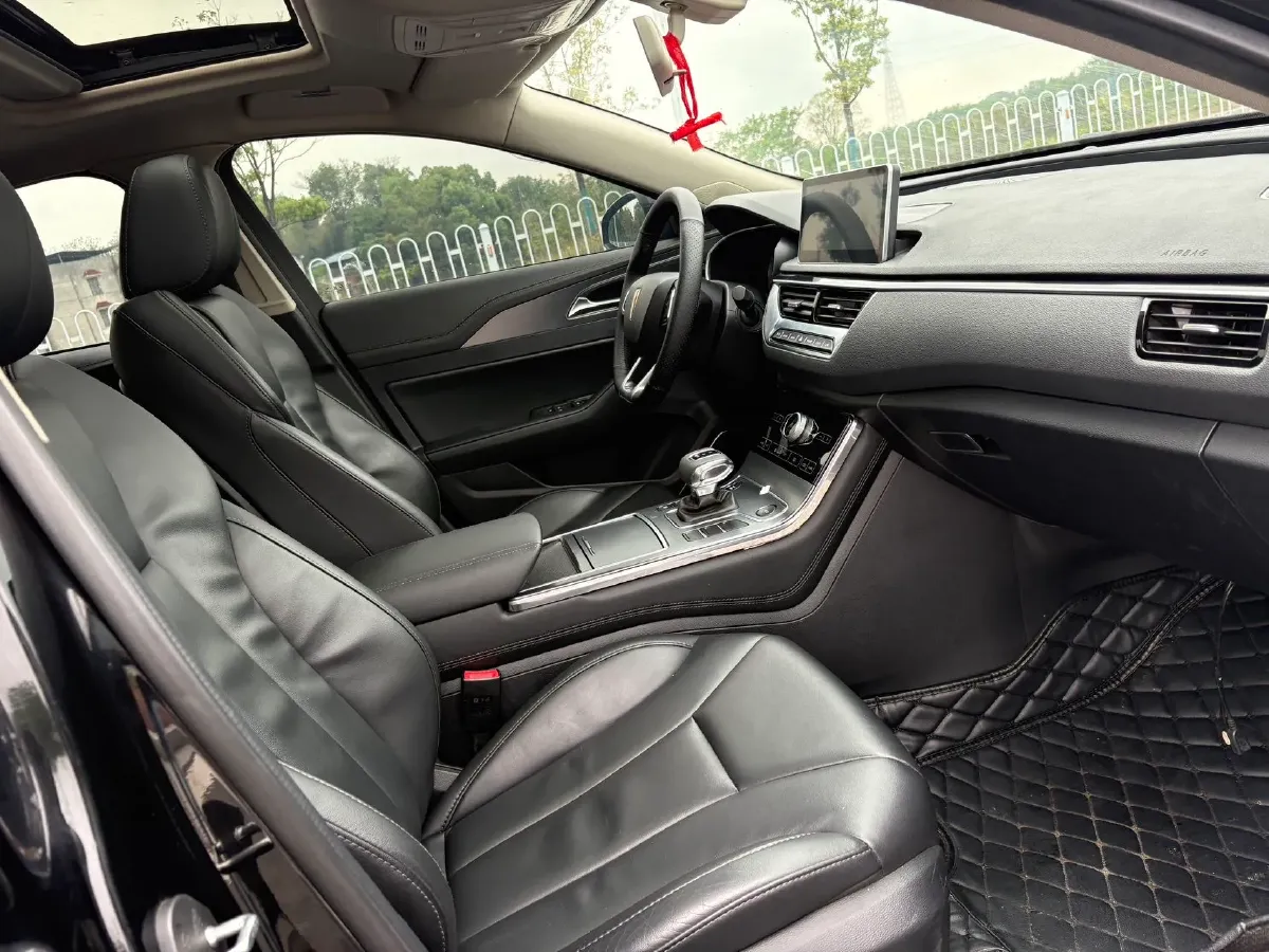 2022 HongQi H5 1.5T 169HP L4 7DCT,autocango,china used car exporter,china ev exporter,chinese used car exporter,chinese used ev exporter