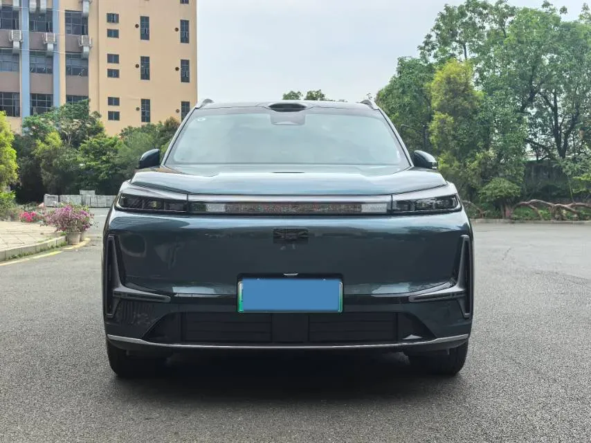 2025 Volkswagen Tiguan L 2.0T 220HP L4 7DCT,autocango,china used car exporter,china ev exporter,chinese used car exporter,chinese used ev exporter