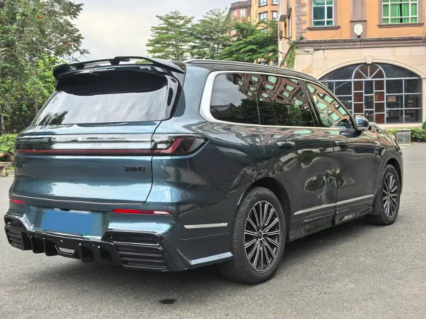 2025 Volkswagen Tiguan L 2.0T 220HP L4 7DCT,autocango,china used car exporter,china ev exporter,chinese used car exporter,chinese used ev exporter