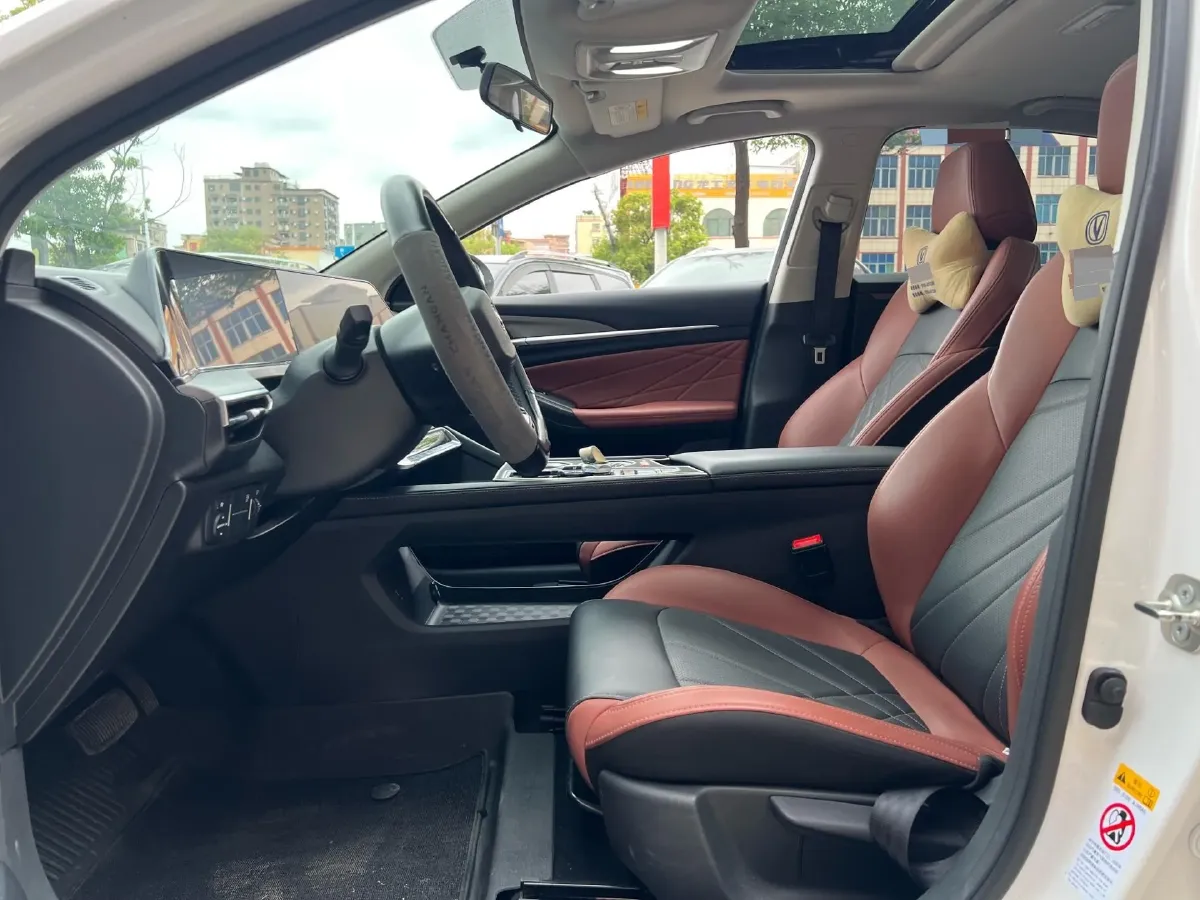 2023 ChangAn Eado 1.4T 160HP L4 7DCT,autocango,china used car exporter,china ev exporter,chinese used car exporter,chinese used ev exporter