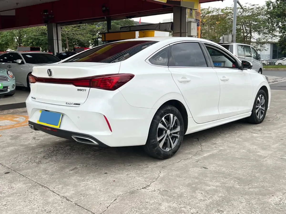 2023 ChangAn Eado 1.4T 160HP L4 7DCT,autocango,china used car exporter,china ev exporter,chinese used car exporter,chinese used ev exporter