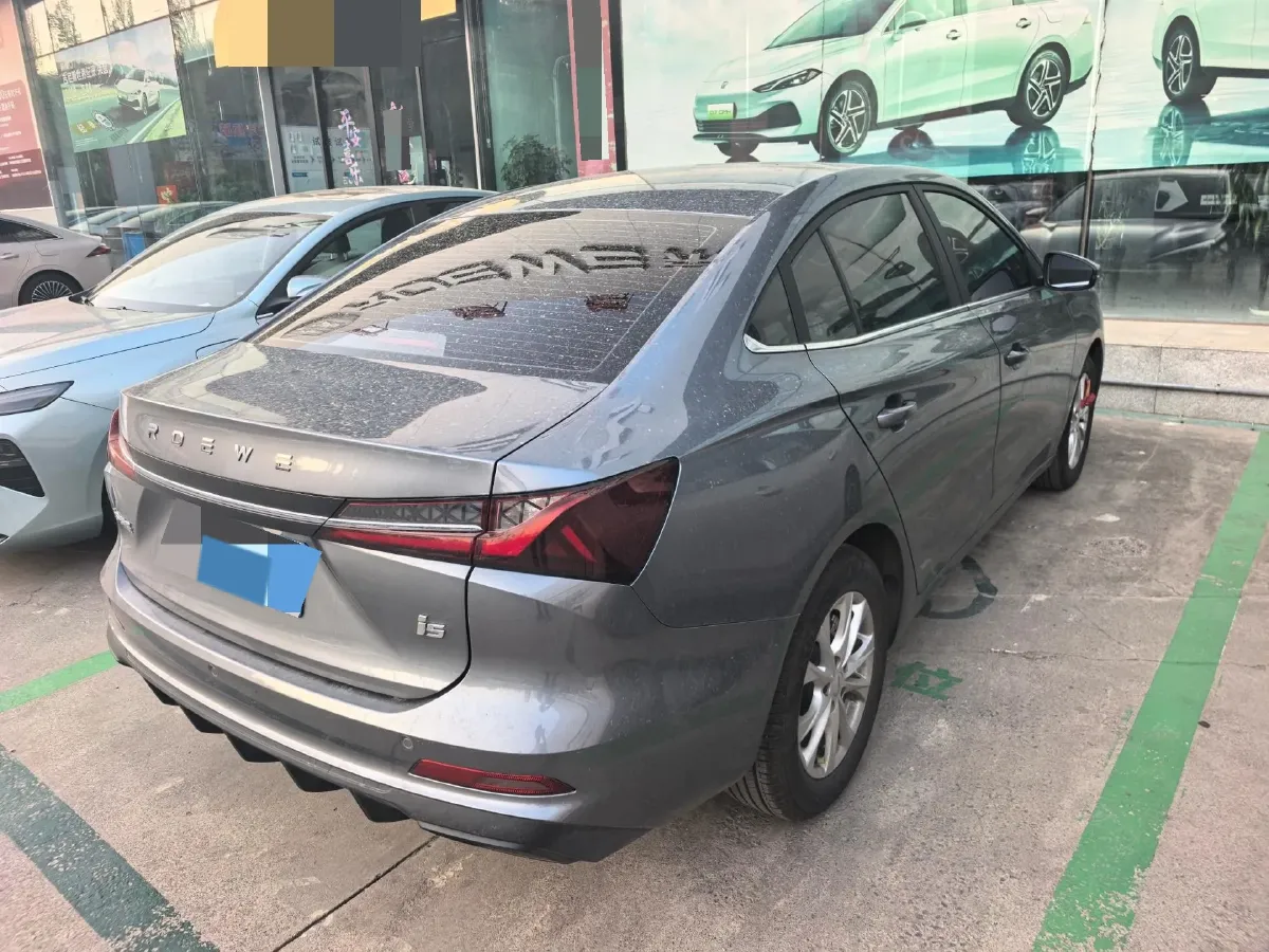 2026 Roewe i5 1.5L 129HP L4 CVT,autocango,china used car exporter,china ev exporter,chinese used car exporter,chinese used ev exporter