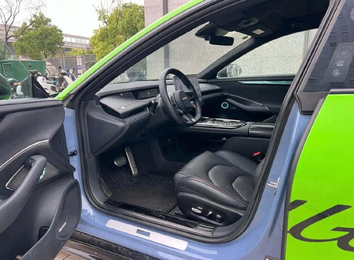 2024 MI SU7 BEV 101KWH,autocango,china used car exporter,china ev exporter,chinese used car exporter,chinese used ev exporter