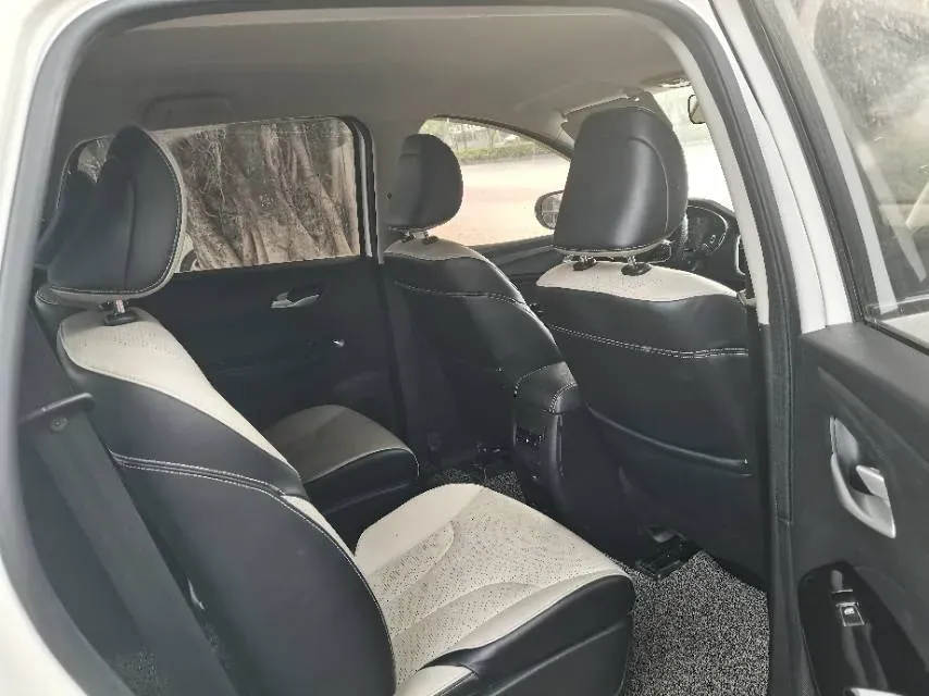 2021 BaoJun 730 1.5T 147HP L4 CVT,autocango,china used car exporter,china ev exporter,chinese used car exporter,chinese used ev exporter