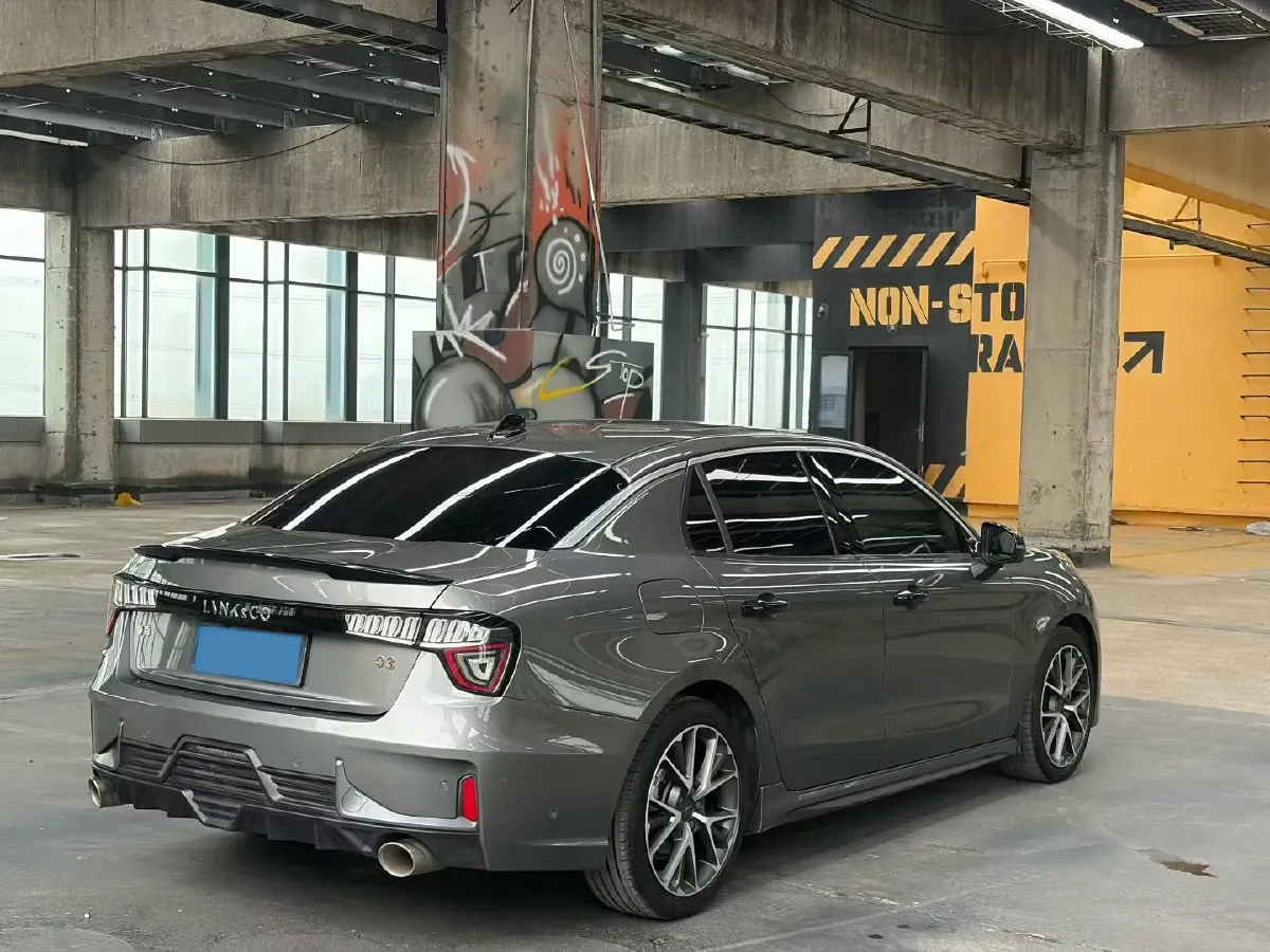 2022 LYNK&CO 03 2.0T 190HP L4 7DCT,autocango,china used car exporter,china ev exporter,chinese used car exporter,chinese used ev exporter