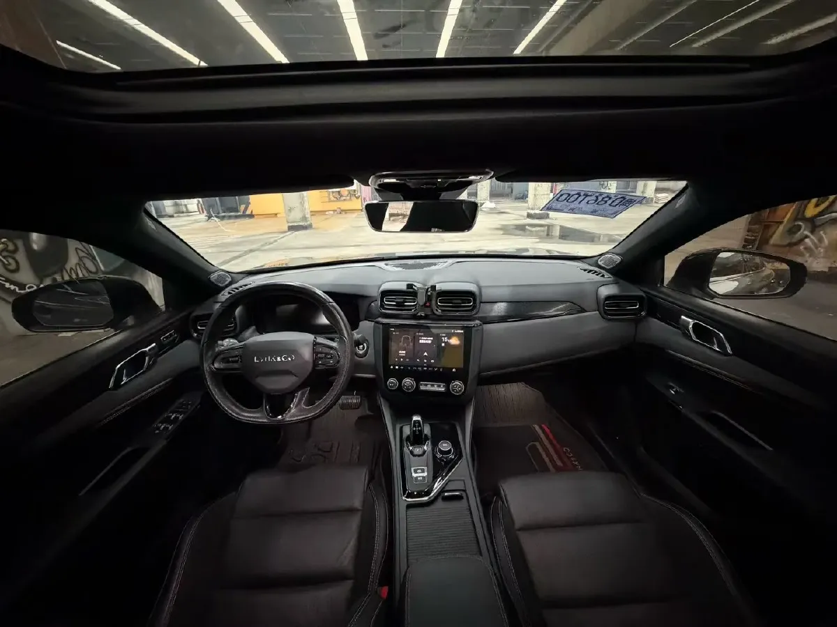 2022 LYNK&CO 03 2.0T 190HP L4 7DCT,autocango,china used car exporter,china ev exporter,chinese used car exporter,chinese used ev exporter