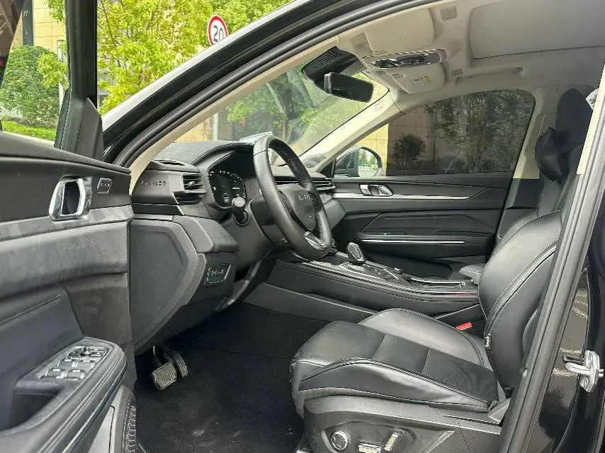 2021 LYNK&CO 01 2.0T 218HP L4 8AT,autocango,china used car exporter,china ev exporter,chinese used car exporter,chinese used ev exporter