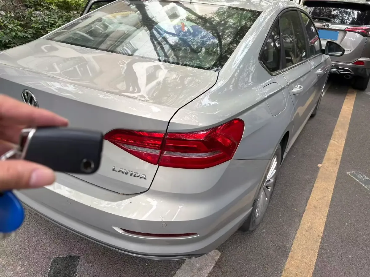 2018 Volkswagen Lavida 1.2T 116HP L4 7DCT,autocango,china used car exporter,china ev exporter,chinese used car exporter,chinese used ev exporter