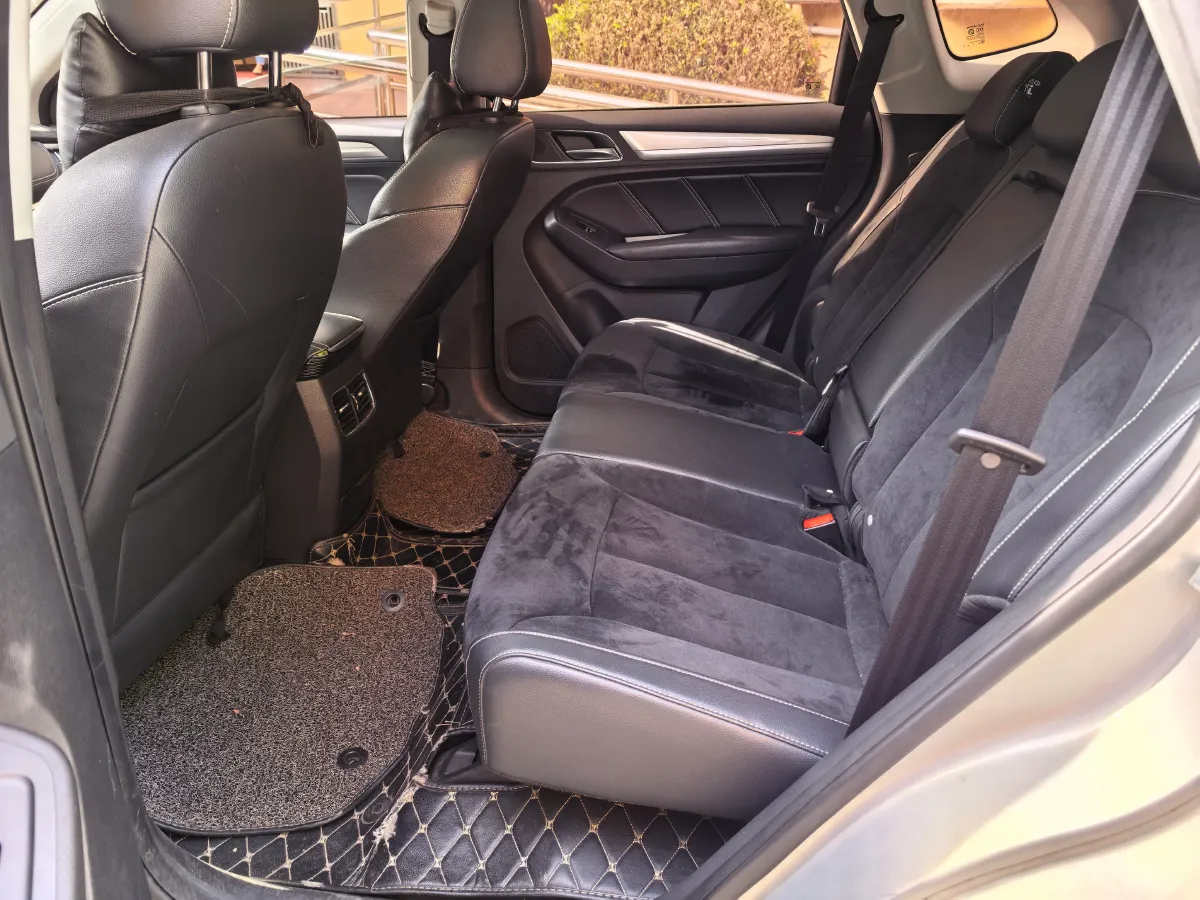 2017 Roewe RX5 1.5T 169HP L4 2AT PHEV 12KWH,autocango,china used car exporter,china ev exporter,chinese used car exporter,chinese used ev exporter