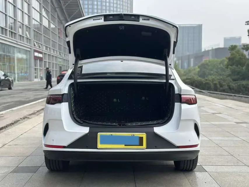 2025 BYD QinL BEV,autocango,china used car exporter,china ev exporter,chinese used car exporter,chinese used ev exporter