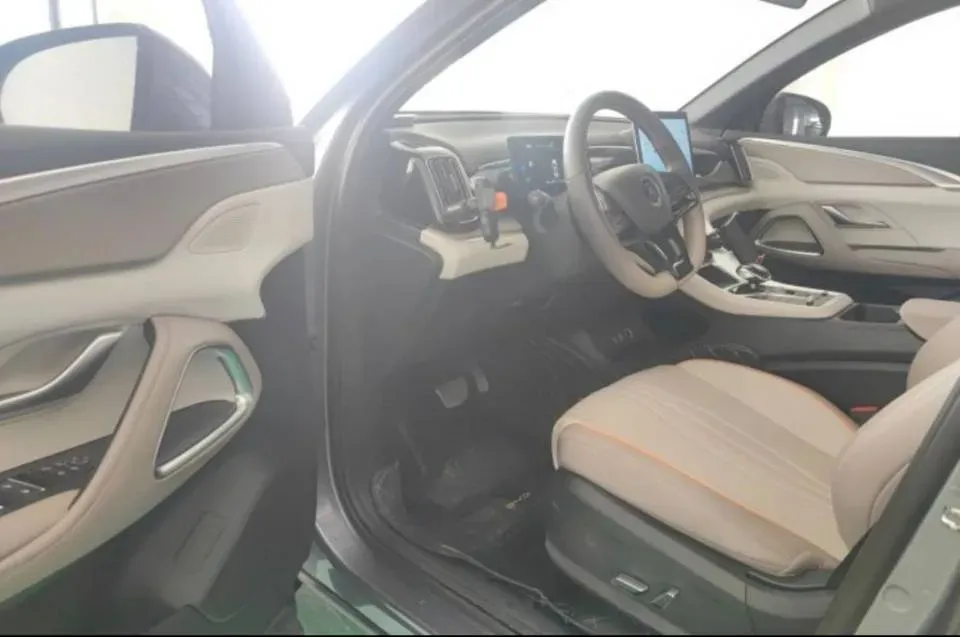 2024 BYD Song Pro 1.5L 110HP L4 E-CVT PHEV 12.9KWH,autocango,china used car exporter,china ev exporter,chinese used car exporter,chinese used ev exporter