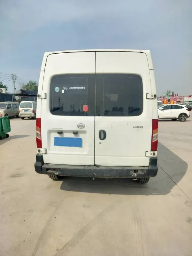 2020 MAXUS XinTu V80 2.5T 136HP L4 6MT,autocango,china used car exporter,china ev exporter,chinese used car exporter,chinese used ev exporter