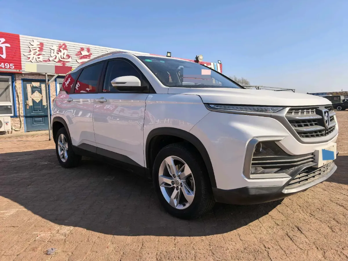 2018 BaoJun 530 1.5T 150HP L4 6MT,autocango,china used car exporter,china ev exporter,chinese used car exporter,chinese used ev exporter