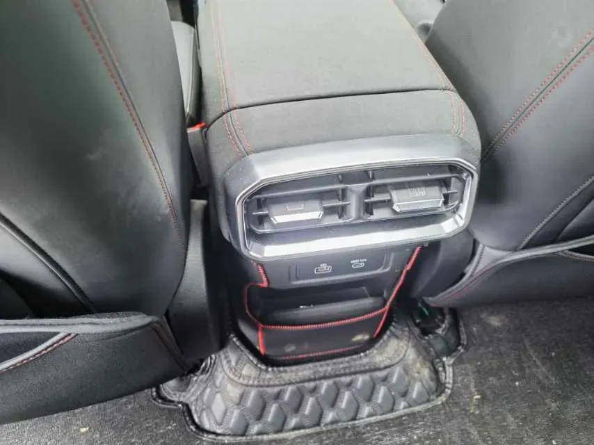 2023 Jetour Traveller 1.5T 184HP L4 7DCT,autocango,china used car exporter,china ev exporter,chinese used car exporter,chinese used ev exporter