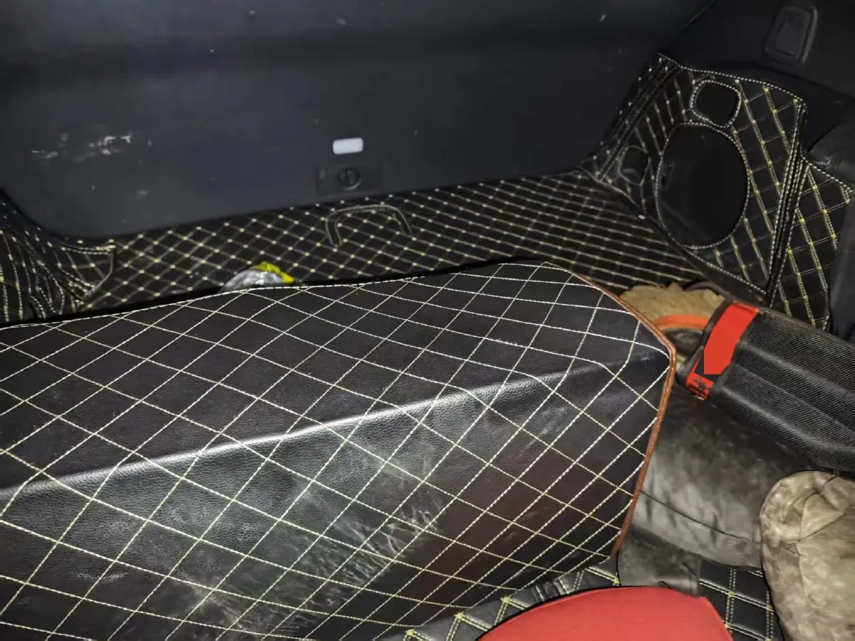 2020 Li ONE Range Extended 131HP REEV 40.5KWH,autocango,china used car exporter,china ev exporter,chinese used car exporter,chinese used ev exporter