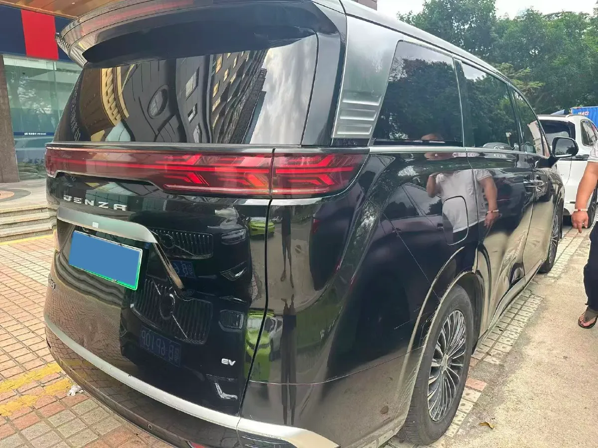 2022 Infiniti QX55 2.0T 245HP L4 CVT,autocango,china used car exporter,china ev exporter,chinese used car exporter,chinese used ev exporter