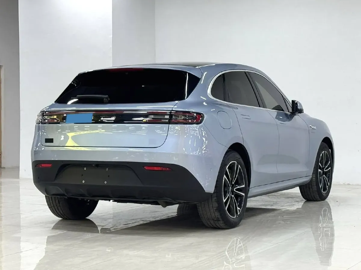 2024 AITO AITO M5 1.5T 152HP L4 REEV 42KWH,autocango,china used car exporter,china ev exporter,chinese used car exporter,chinese used ev exporter