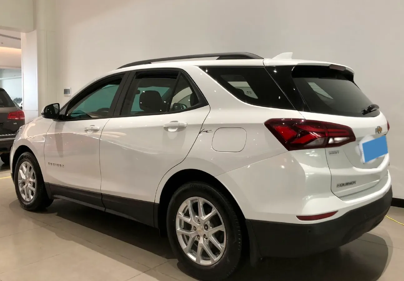 2021 Chevrolet Equinox 1.5T 169HP L4 6AT,autocango,china used car exporter,china ev exporter,chinese used car exporter,chinese used ev exporter